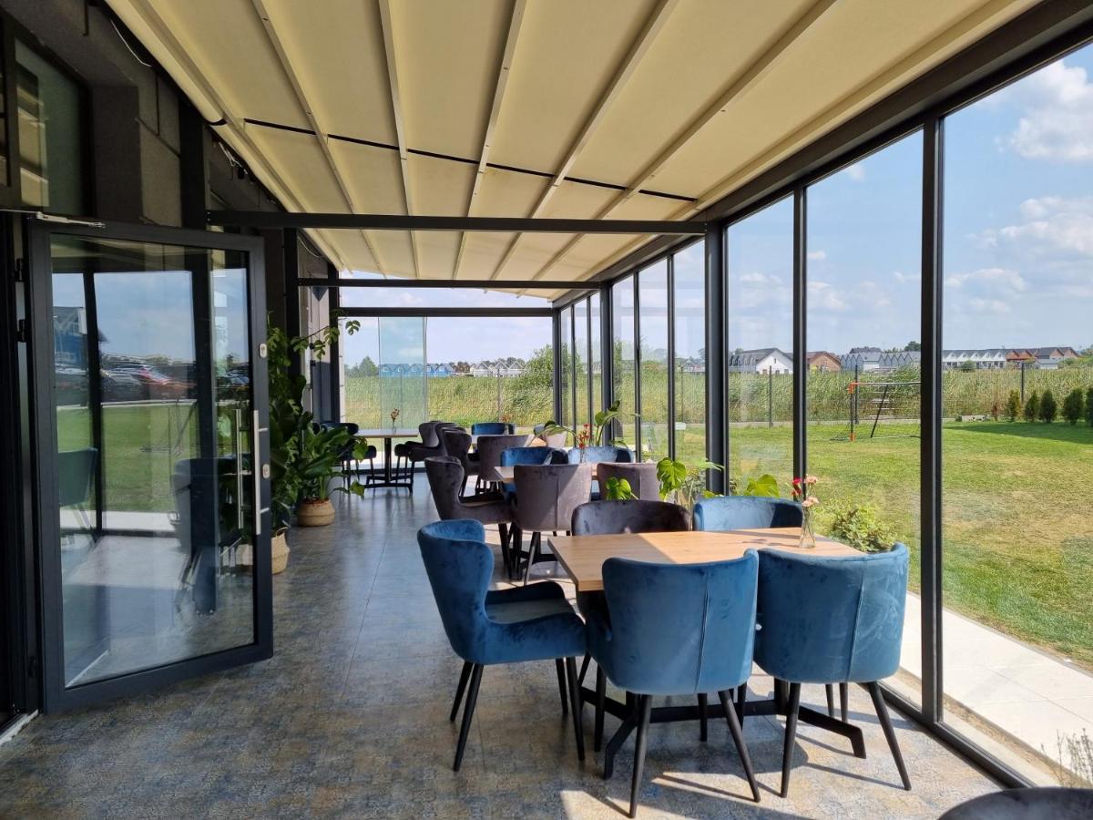 Apartamenty Przystanek Plaza Sarbinowo Εξωτερικό φωτογραφία